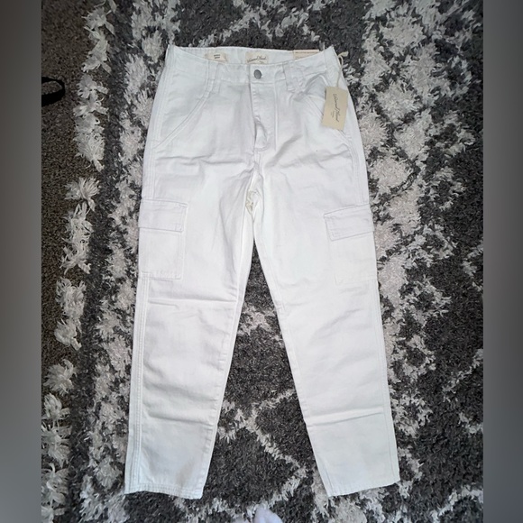 White Cargo Jeans - Picture 3 of 4
